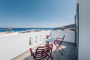 Chambre Supérieure, vue mer | Coffres-forts dans les chambres, chambres insonorisées, Wi-Fi gratuit