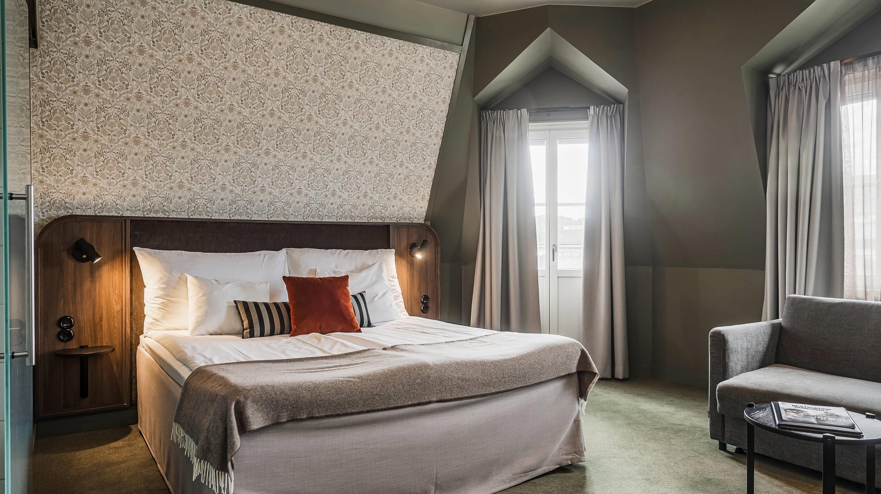 华丽双人房, 1 张双人床, 无烟房 | 高档床上用品、办公桌、笔记本电脑工作区、熨斗/熨衣板