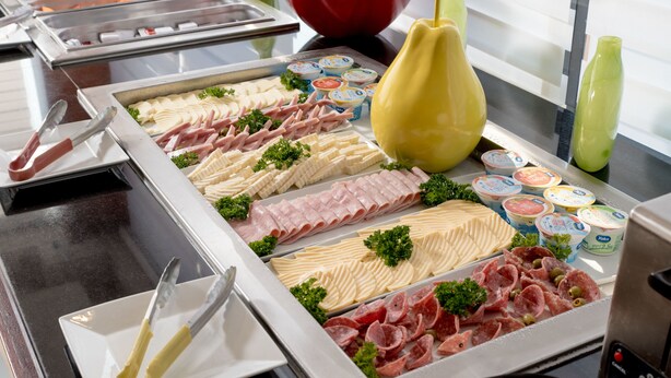 Petit déjeuner buffet compris tous les jours