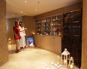 Turkish bath/hammam, body treatments, hydrotherapy, aromatherapy