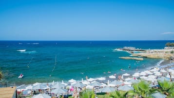 Beach nearby, sun-loungers, beach umbrellas