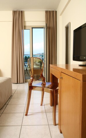 Standard Room, Partial Sea View | Blackout drapes, free WiFi - Golden Beach Hotel (Hersonissos)