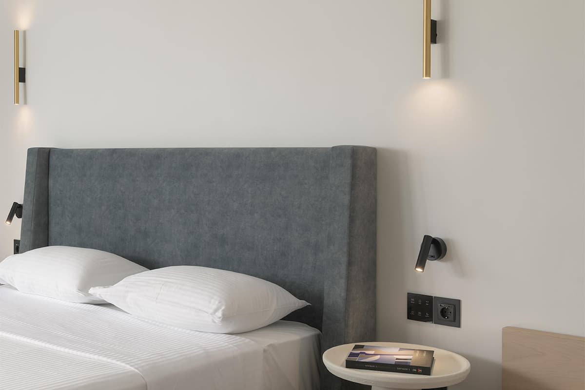 1 bedroom, in-room safe, desk, blackout curtains
