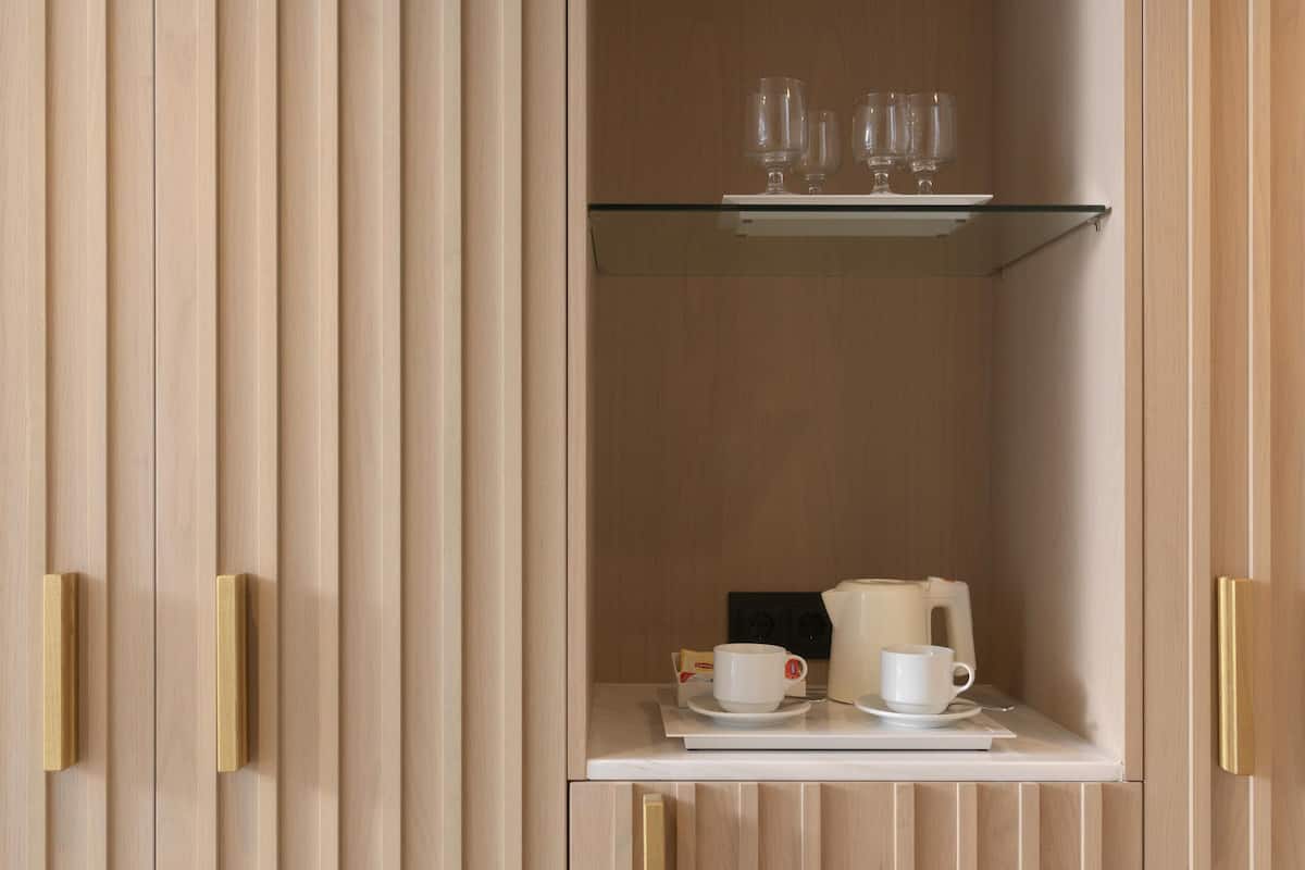 1 bedroom, in-room safe, desk, blackout curtains
