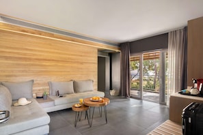 1 bedroom, minibar, in-room safe, desk