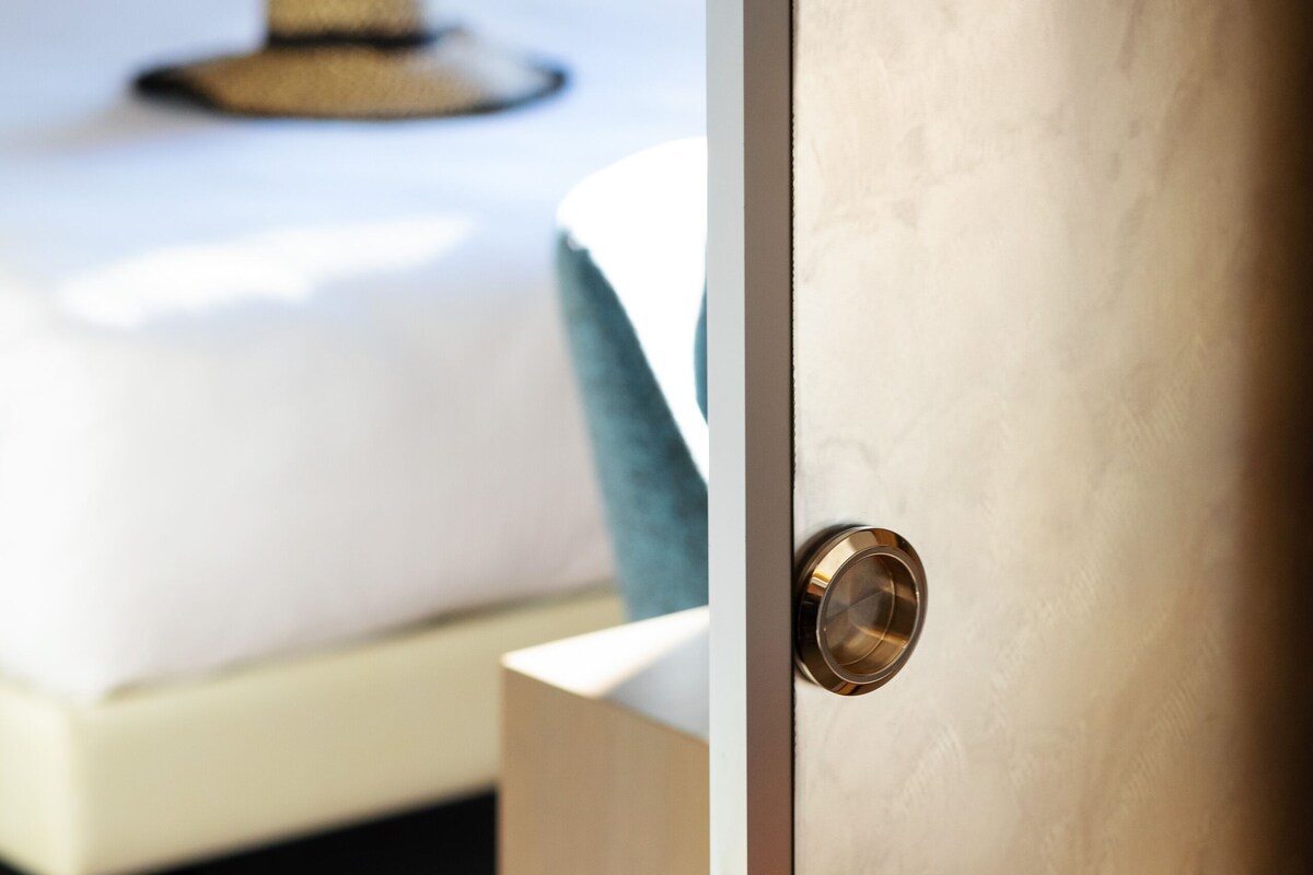 Minibar, in-room safe, desk, blackout drapes