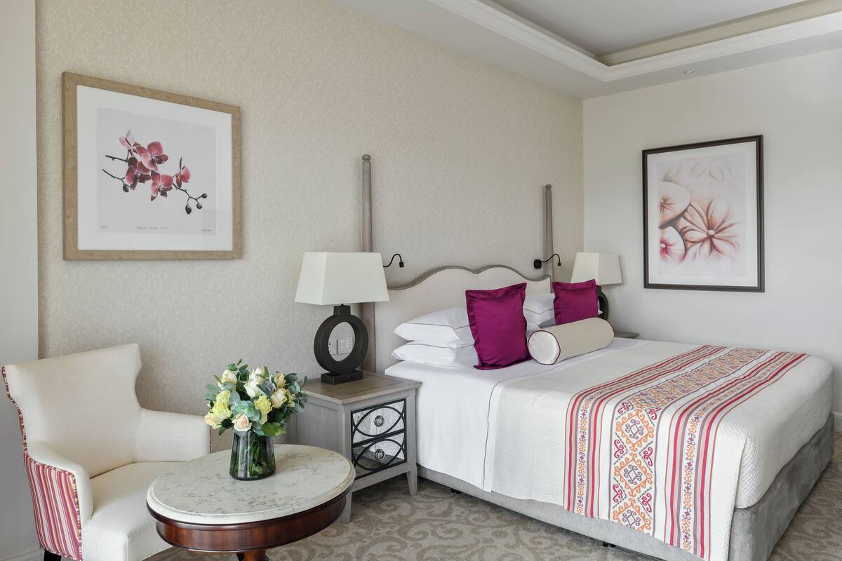Hypo-allergenic bedding, down duvets, minibar, in-room safe