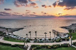 Private beach, sun loungers, beach umbrellas, beach towels