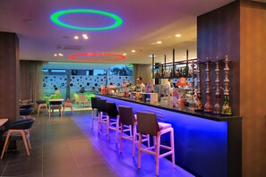 2 bars/lounges, poolside bar