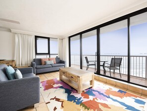 Habitación, 2 habitaciones (Ocean) | Caja de seguridad en la habitación y insonorización 