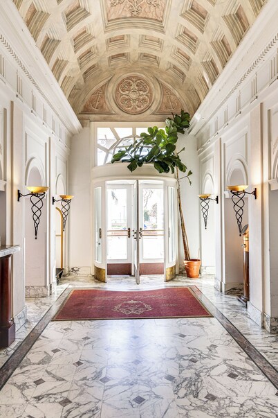 Hotel de La Ville