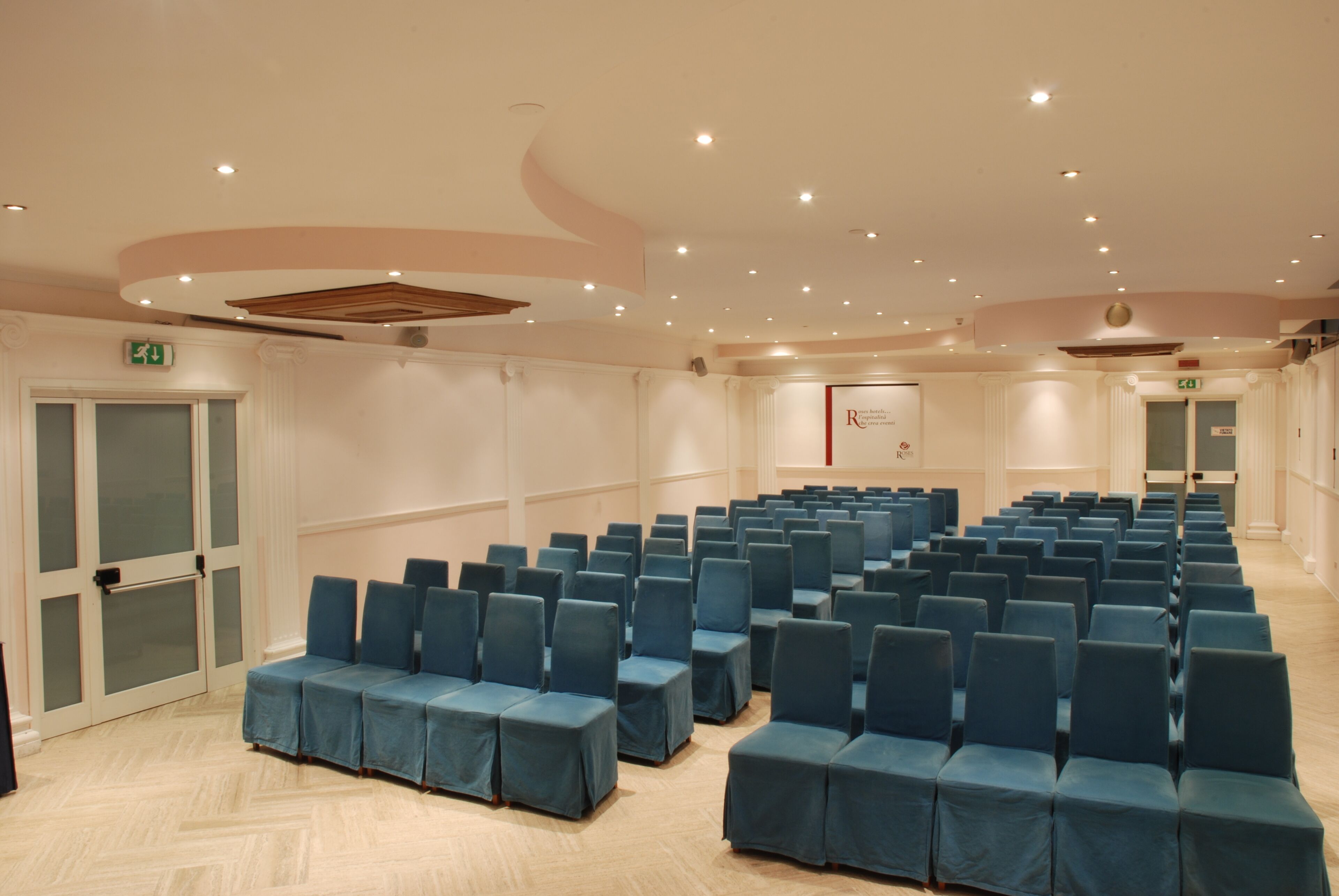 Photo - Hotel De La Ville