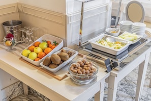 Daily buffet breakfast (EUR 12 per person)