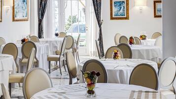 Daily buffet breakfast (EUR 12 per person)