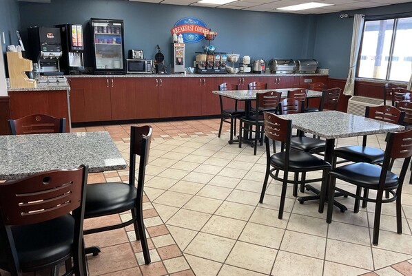 Free daily continental breakfast