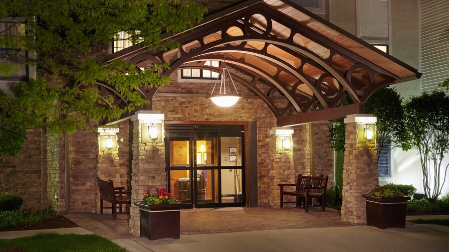 Staybridge Suites Chicago - Glenview by IHG