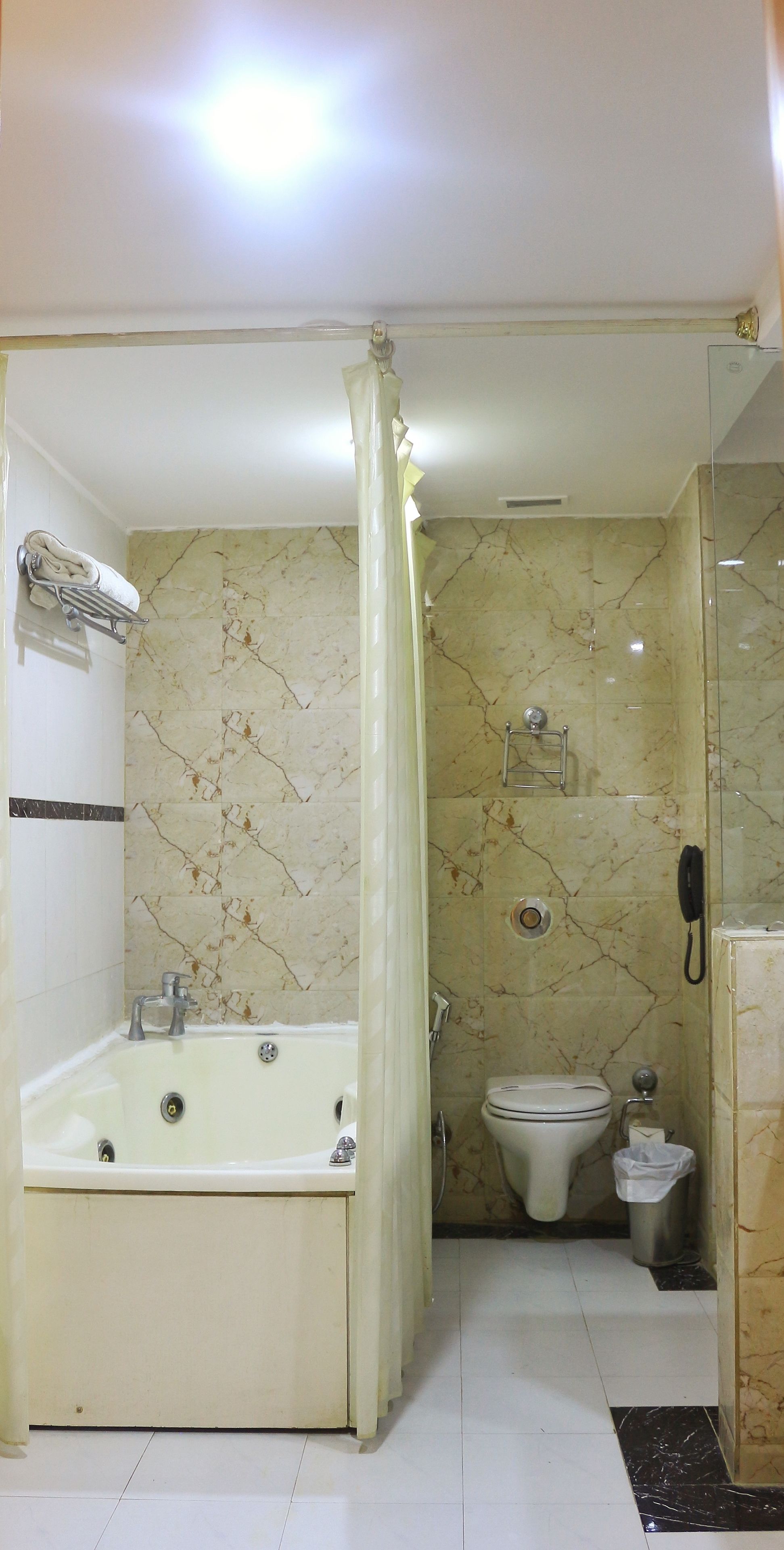 Dee Marks Hotel and Resorts