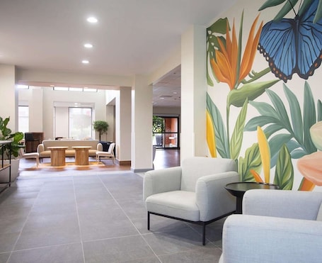 Lobby. Hampton by Hilton San Jose Airport