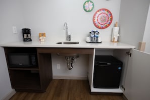 Suite | Premium bedding, in-room safe, desk, soundproofing - Hampton by Hilton San Jose Airport (Rio Segundo)