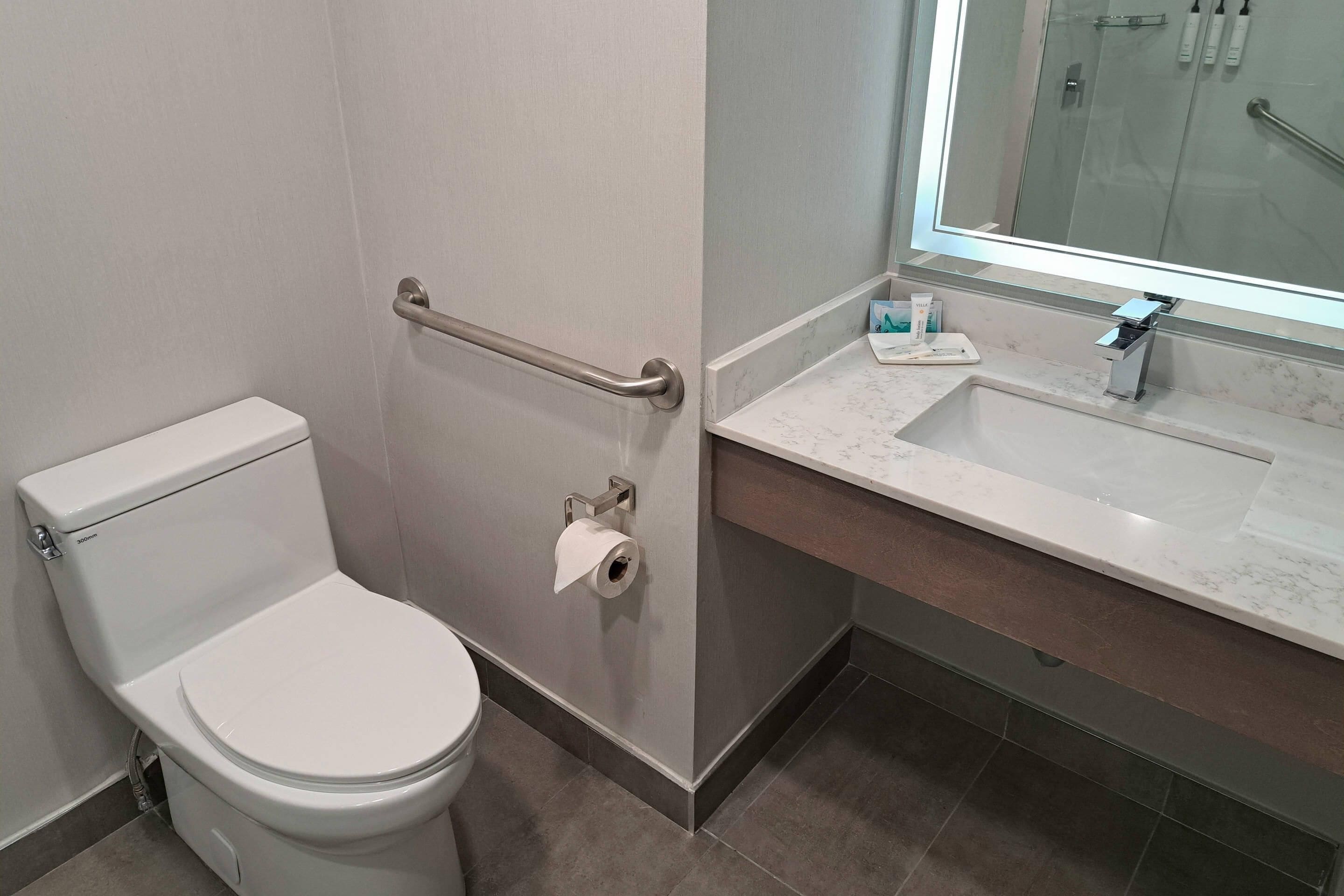 Foto - Comfort Hotel Vancouver Airport