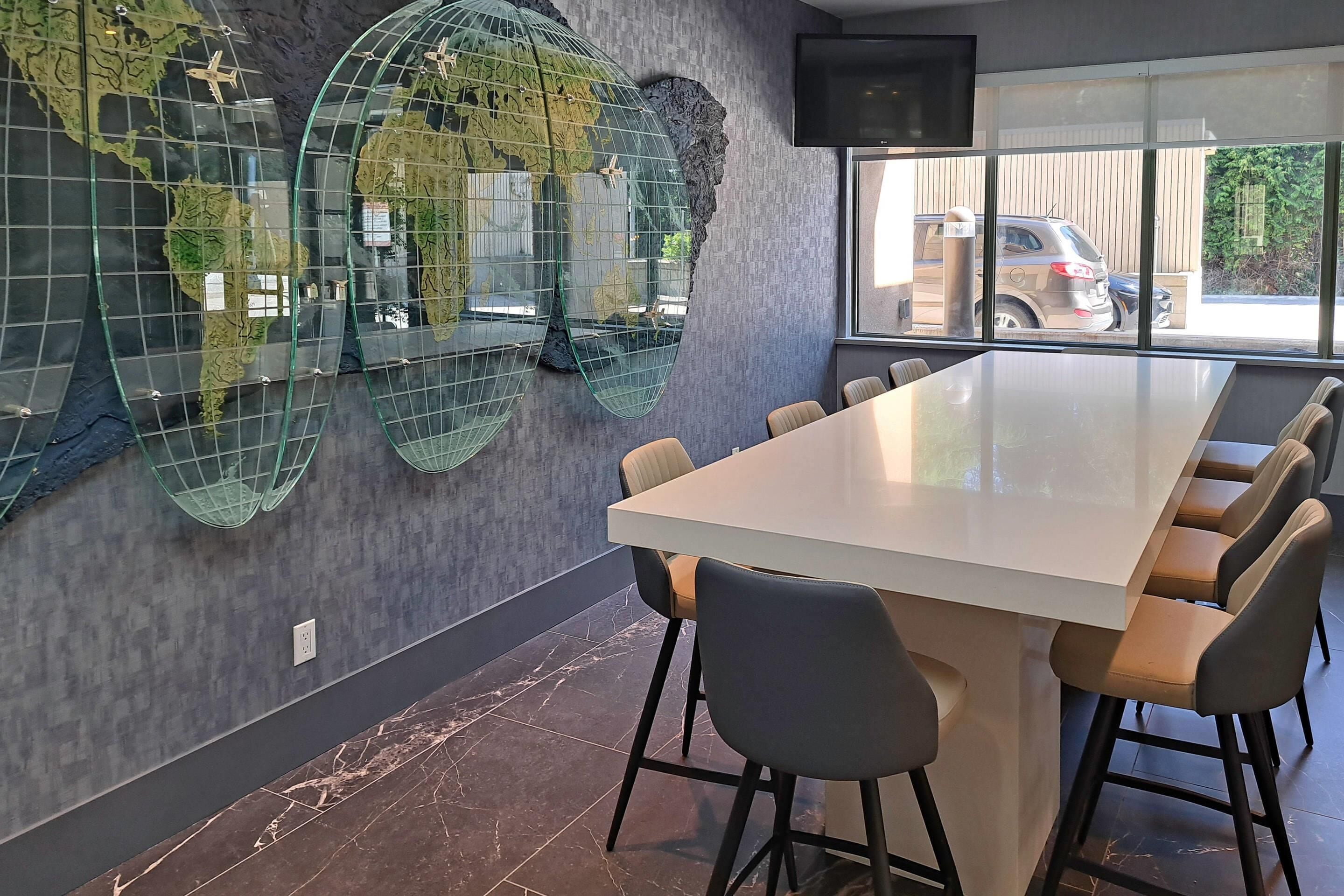 Foto - Comfort Hotel Vancouver Airport