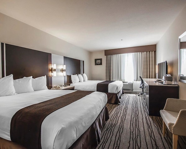 In-room safe, desk, iron/ironing board, free cots/infant beds