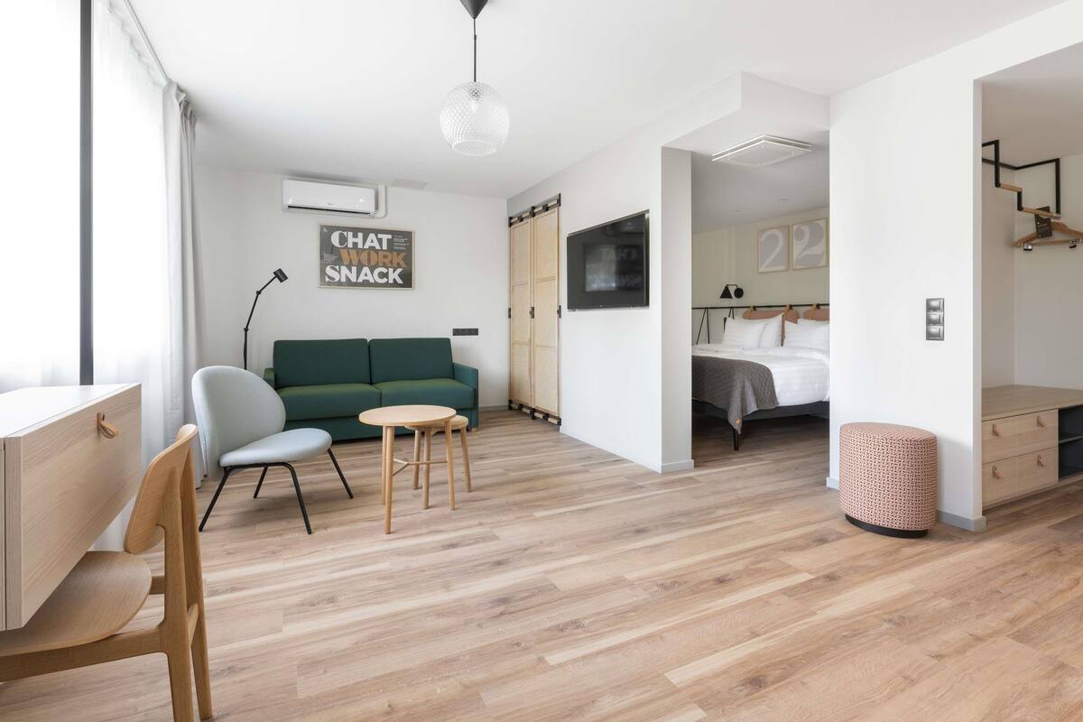 Deluxe Room, 1 Double Bed with Sofa bed | Desk, laptop workspace, blackout drapes, soundproofing