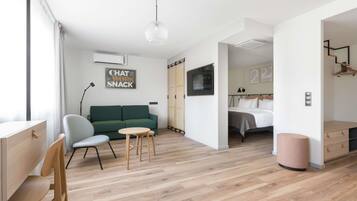 Deluxe Room, 1 Double Bed with Sofa bed