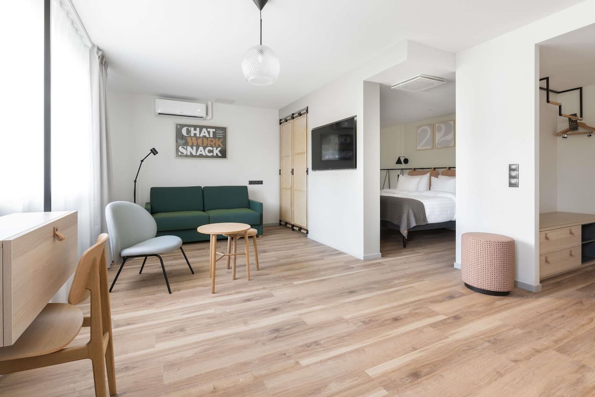 Deluxe Room, 1 Double Bed with Sofa bed