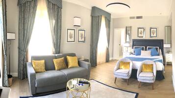 Minibar, in-room safe, desk, laptop workspace