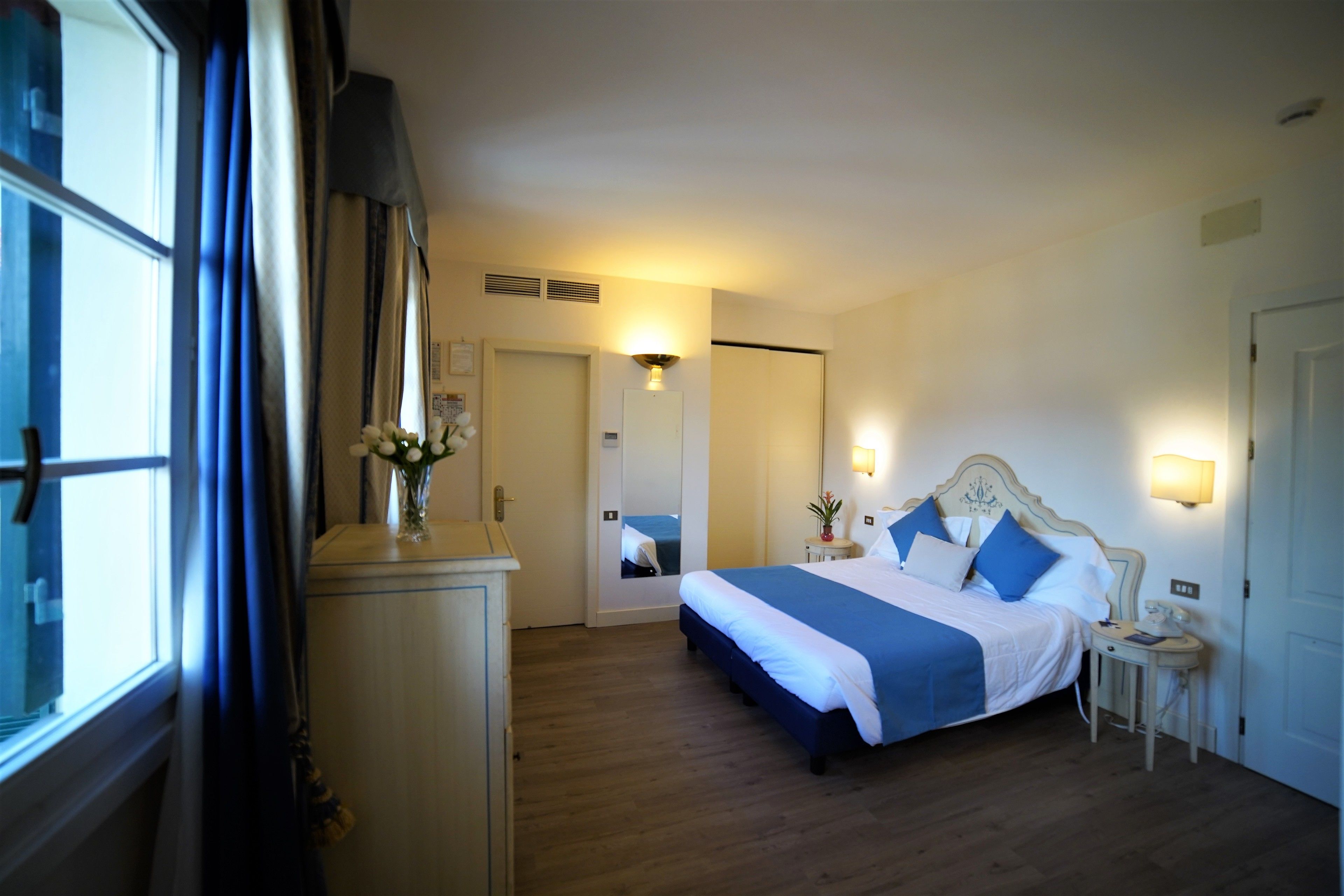 superior double or twin room | minibar, in-room safe, desk, laptop workspace