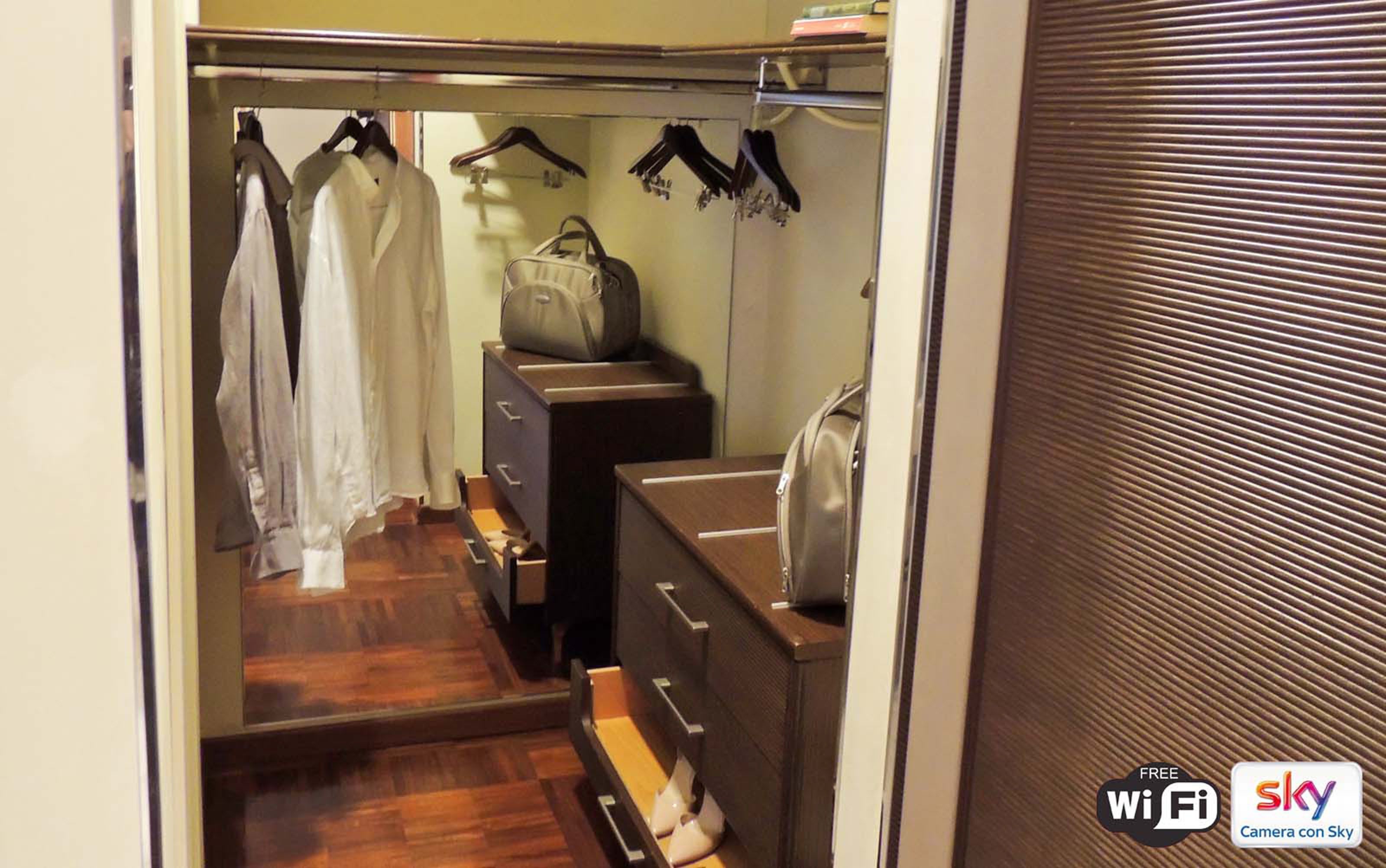 superior room | 1 bedroom, minibar, in-room safe, soundproofing