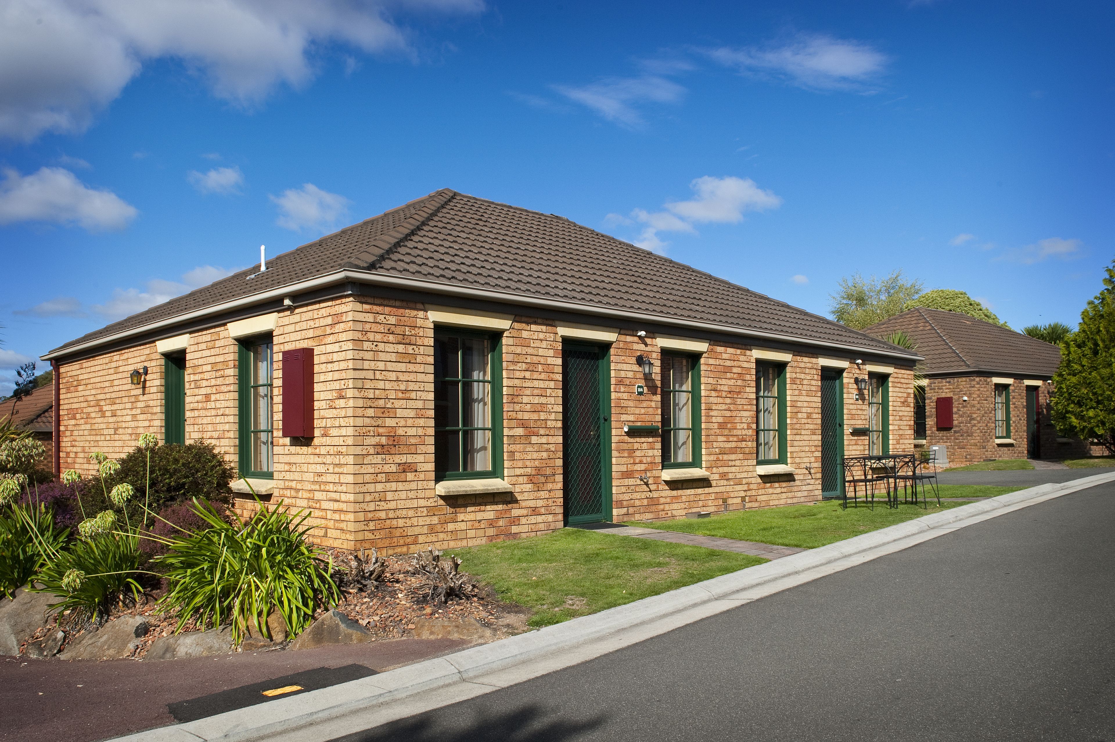 Country Club Villas — image 20