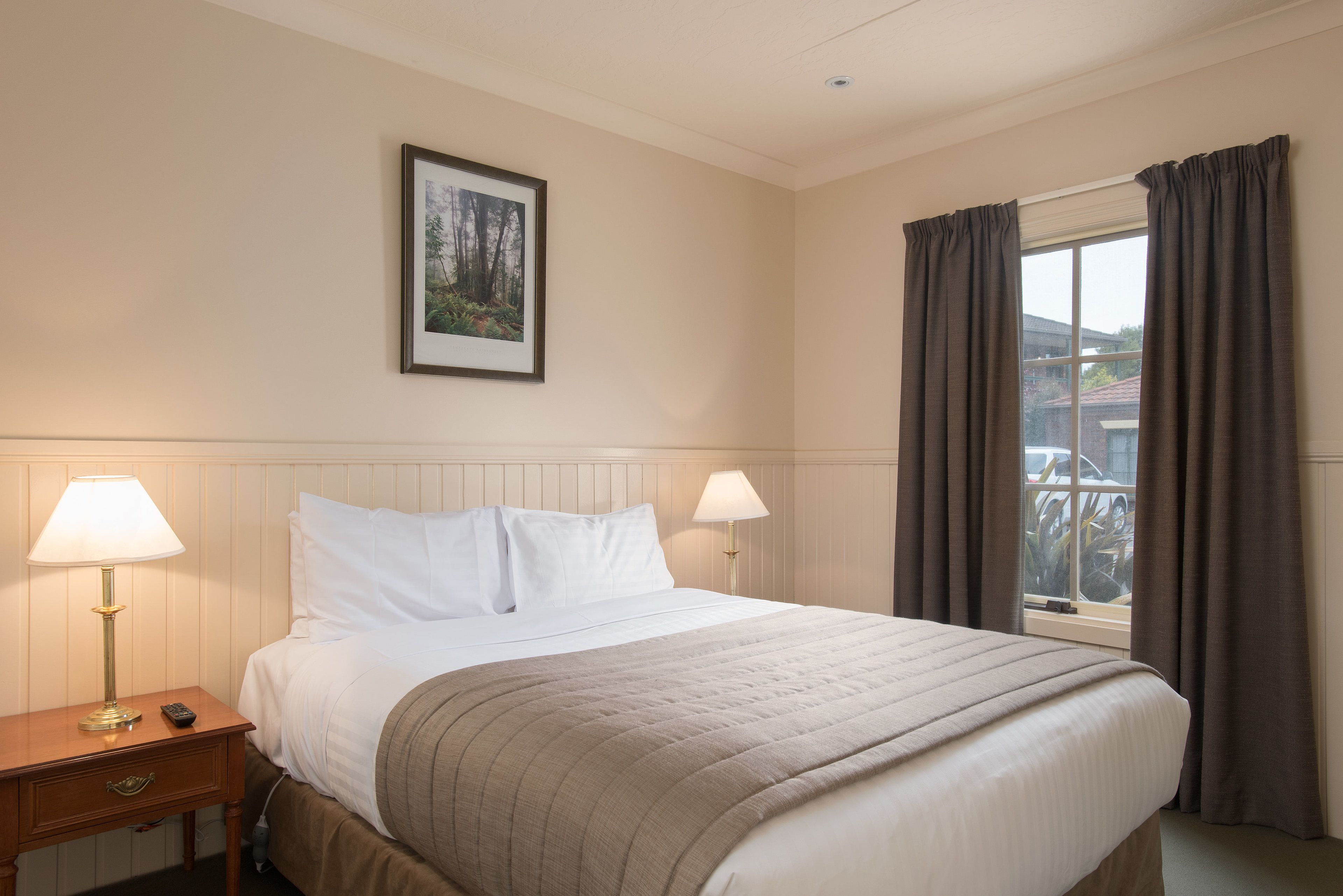 Country Club Villas — image 6