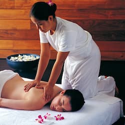 Couples treatment rooms, sauna, steam room, facials