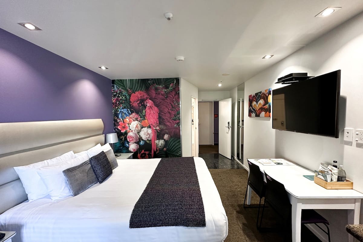 Riverfront Studio Spa