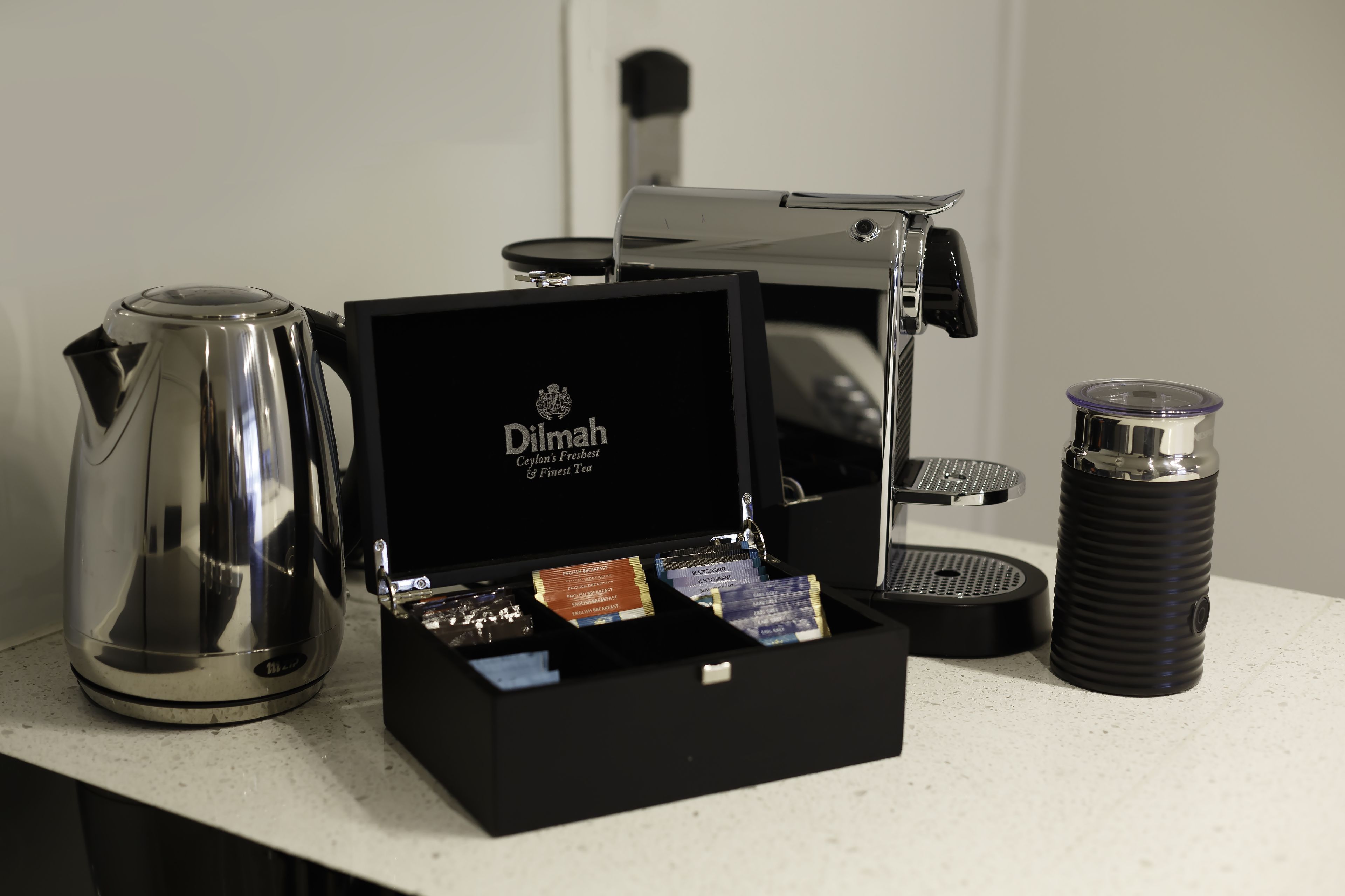 riverfront executive suite | premium bedding, pillow-top beds, minibar, desk