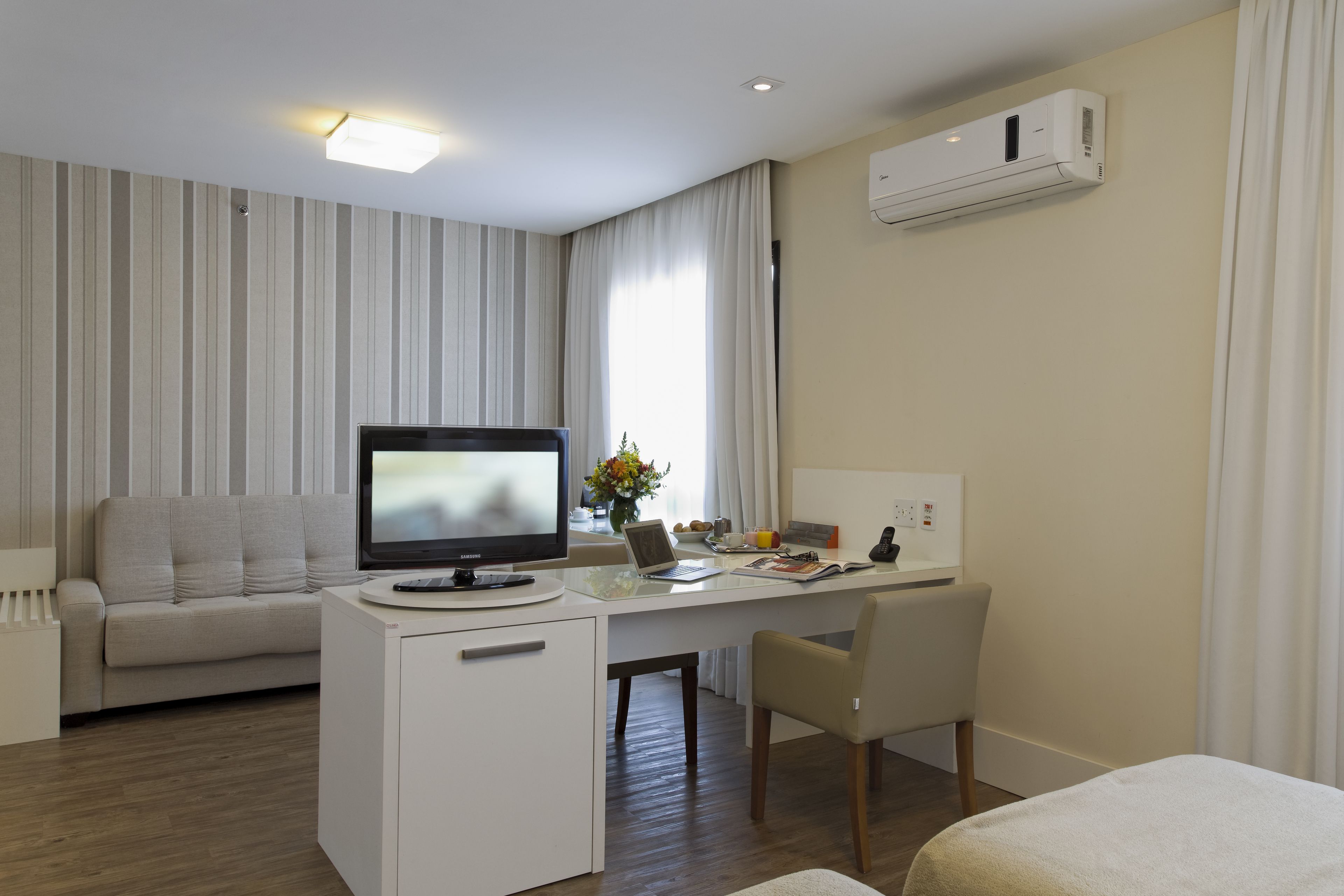 luxo superior twin - 2 camas solteiro e 1 sofá cama | 1 bedroom, minibar, in-room safe, desk