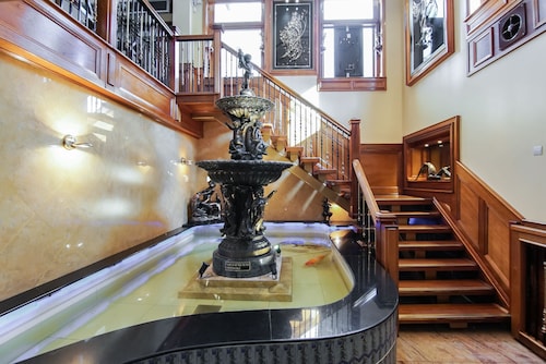 Abbey Court, Hyde Park Hotels