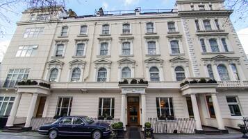 Fachada da propriedade