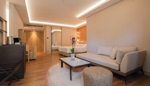1 Schlafzimmer, Minibar, Zimmersafe, Schreibtisch