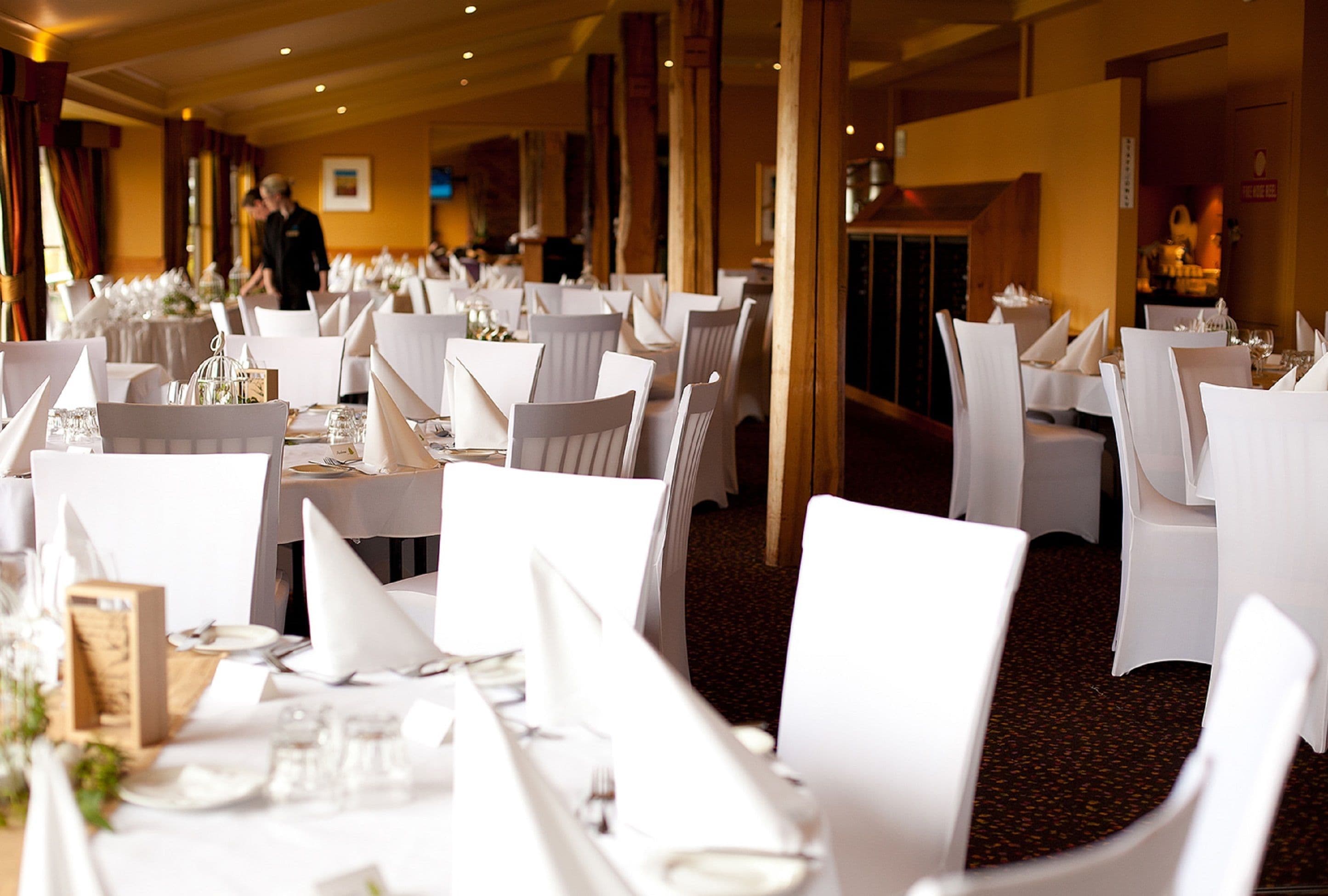 Se ofrece un desayuno completo todos los días (por un coste adicional)