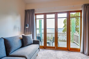 Premium-Zimmer, 1 King-Bett | Ausblick vom Zimmer