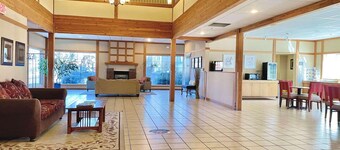 麗笙奧勒岡州本德套房鄉村旅館