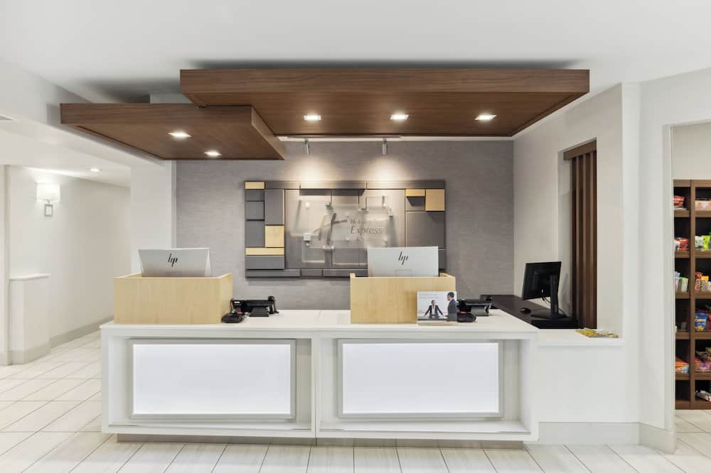 Holiday Inn Express & Suites Mountain View Silicon Valley by IHG