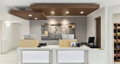 Holiday Inn Express & Suites Mountain View Silicon Valley by IHG