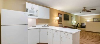 Extended Stay America Suites Hampton Coliseum