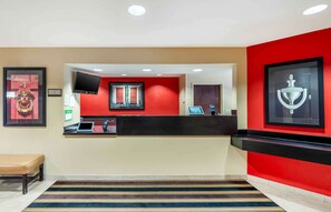 Lobby - Extended Stay America Suites Hampton Coliseum (Hampton)