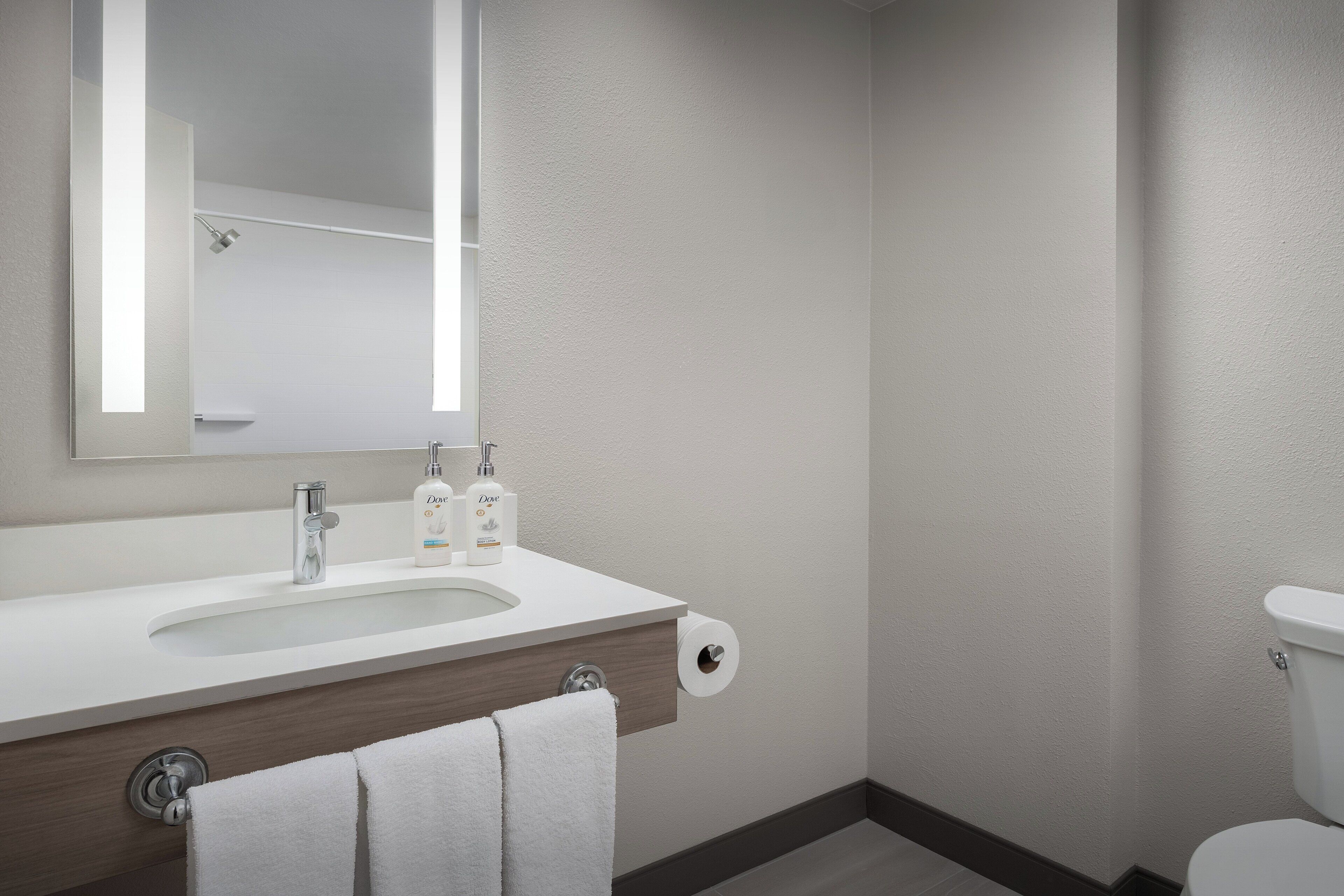 Photo - Holiday Inn Express Spokane Airport by IHG