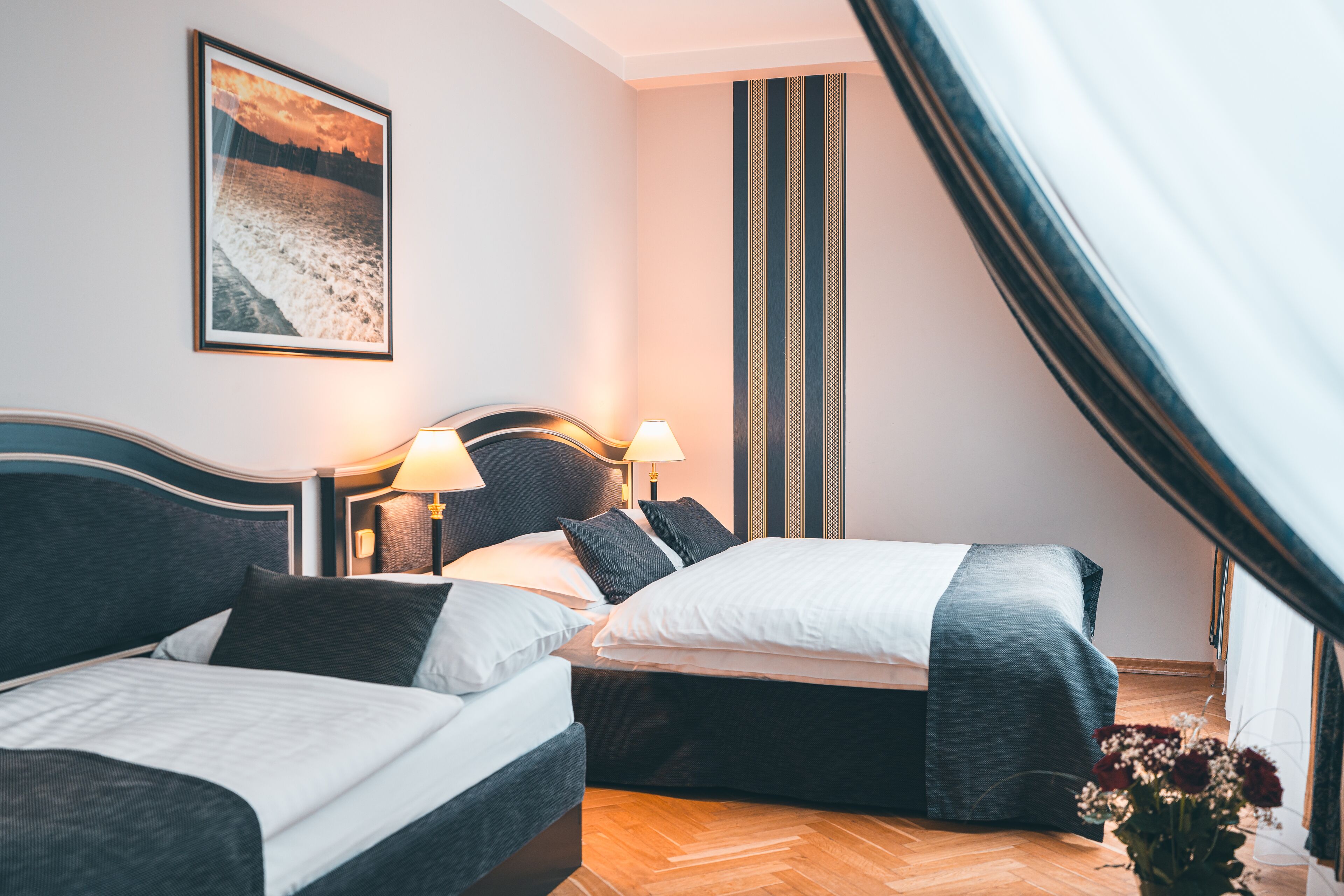 Photo - Elysee Hotel